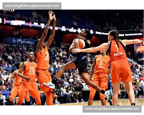 WNBA焦点对决梦想挑战太阳季后席位之战前瞻攻防博弈走势解析看点全面