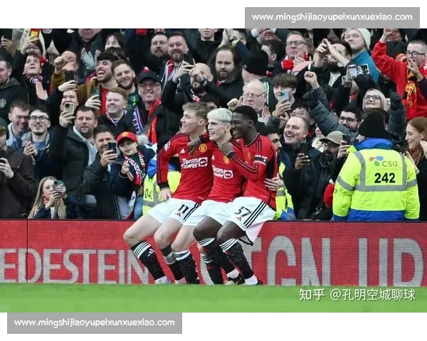 英超焦点战曼联主场迎战西汉姆联争夺关键三分赛季排名悬念