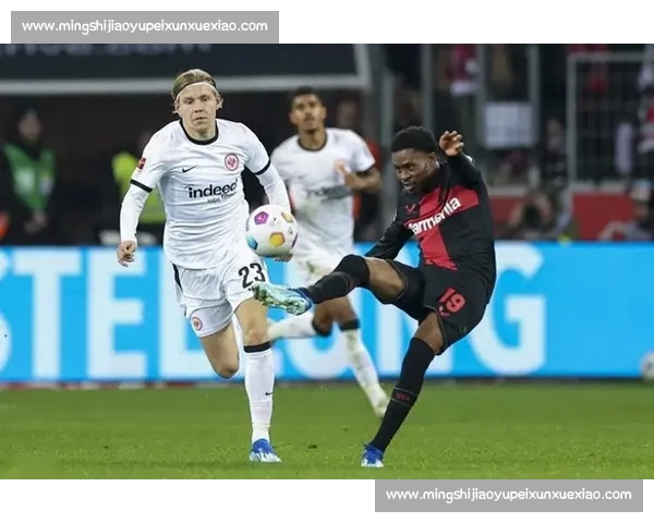 徐诗霖vs新生代强敌巅峰对决赛场风云全解析技战术深度前瞻与胜负走向