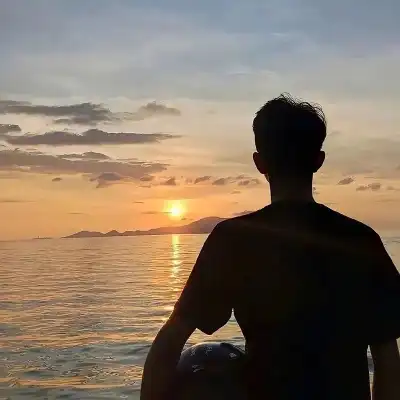 唐依童